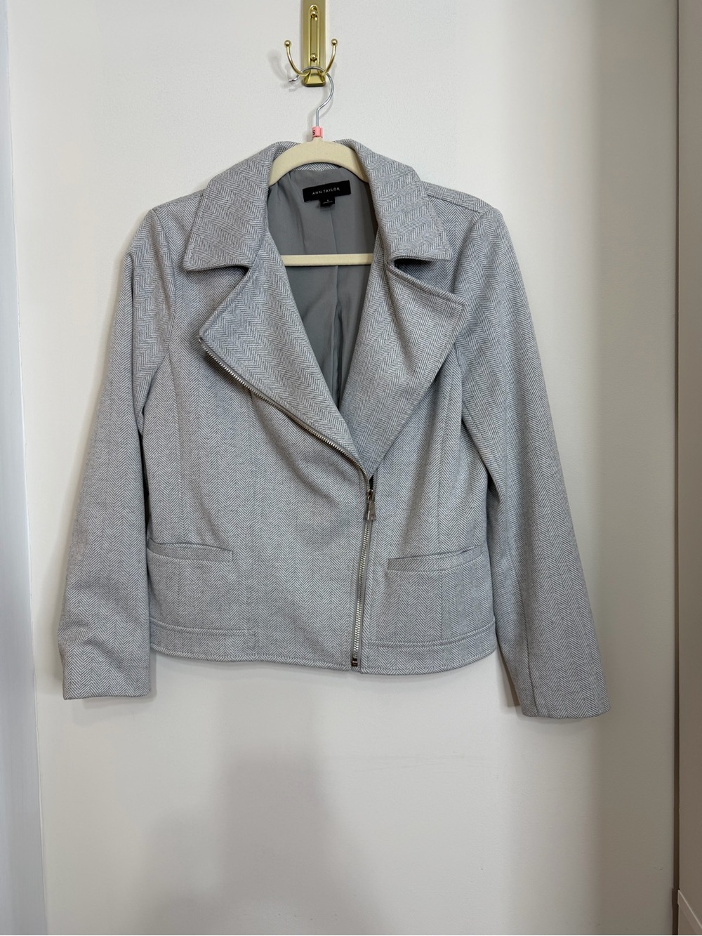 Ann Taylor Herringbone Moto Jacket Gray Asymmetrical Zip Size S - Picture 2 of 10